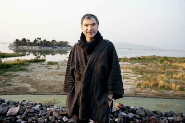 Photo of Iñaki Echeverría, arquitect of Texcoco Ecological Park.